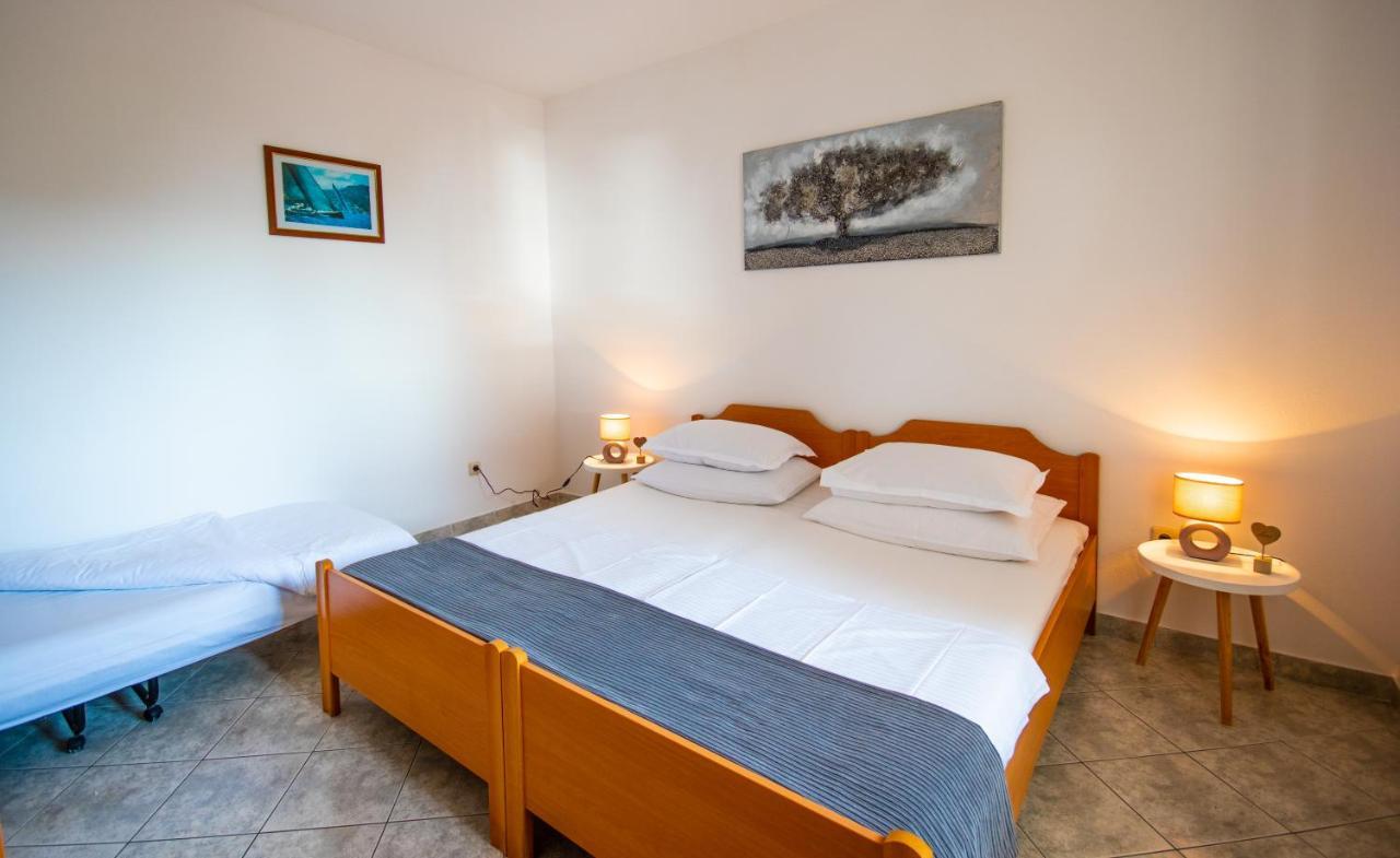 Apartment Franic Подстрана Экстерьер фото