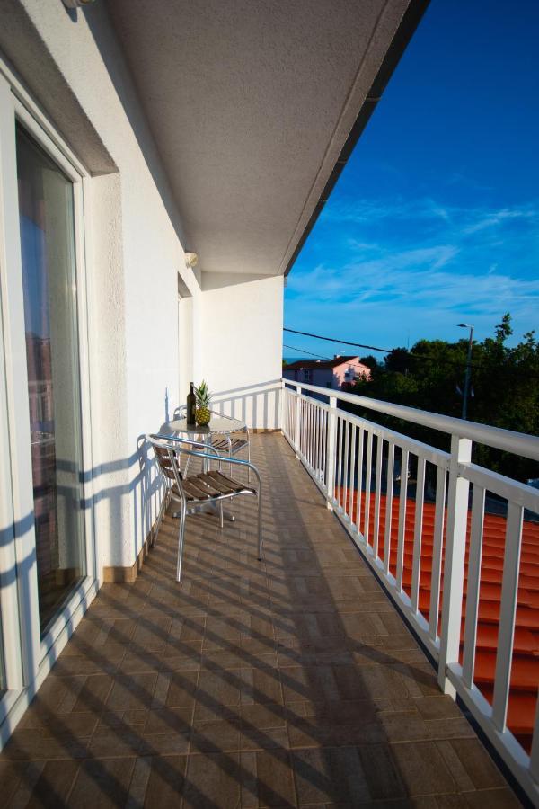 Apartment Franic Подстрана Экстерьер фото
