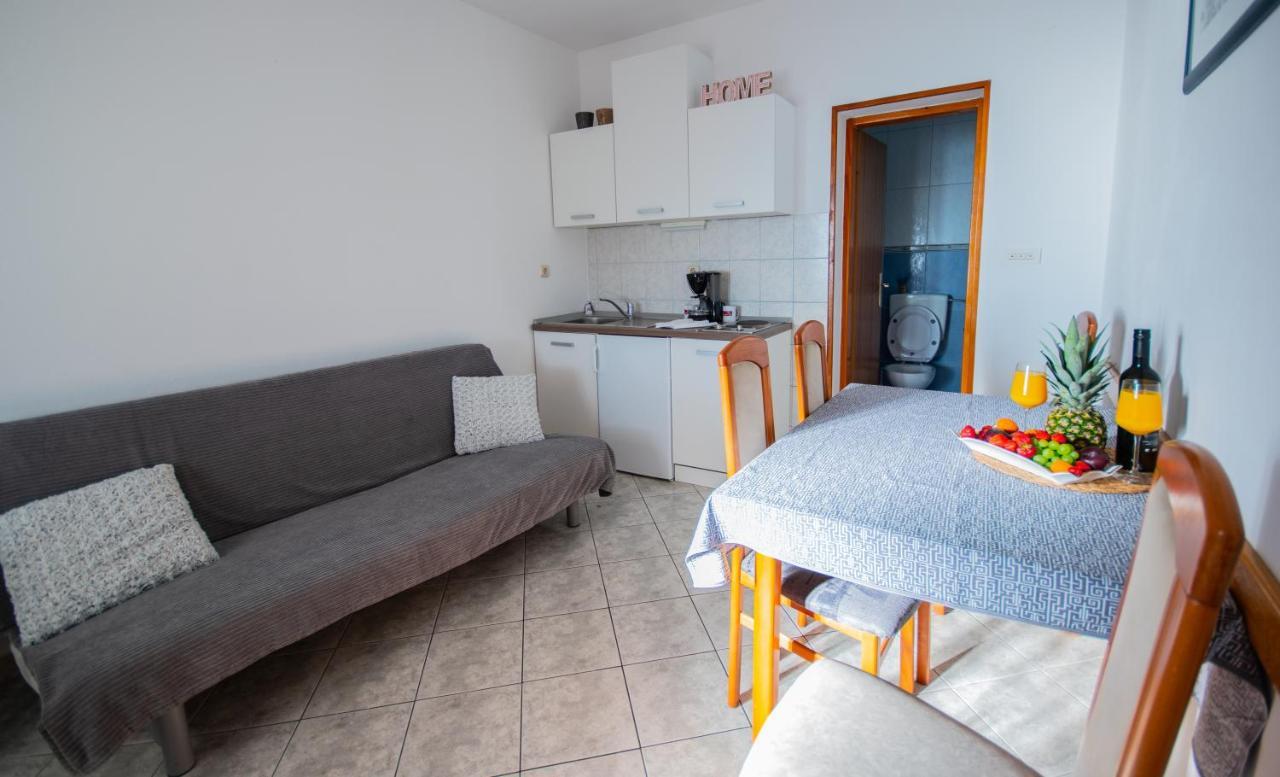 Apartment Franic Подстрана Экстерьер фото
